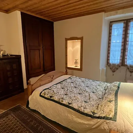 Apartment Superbe T4 Au Coeur De Avec Parking - Fr-1-629-143 *