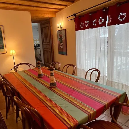 Apartment Superbe T4 Au Coeur De Avec Parking - Fr-1-629-143 *