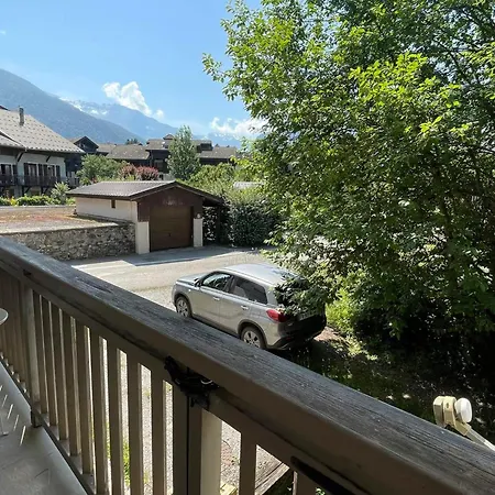 Apartment Superbe T4 Au Coeur De Avec Parking - Fr-1-629-143 Samoens